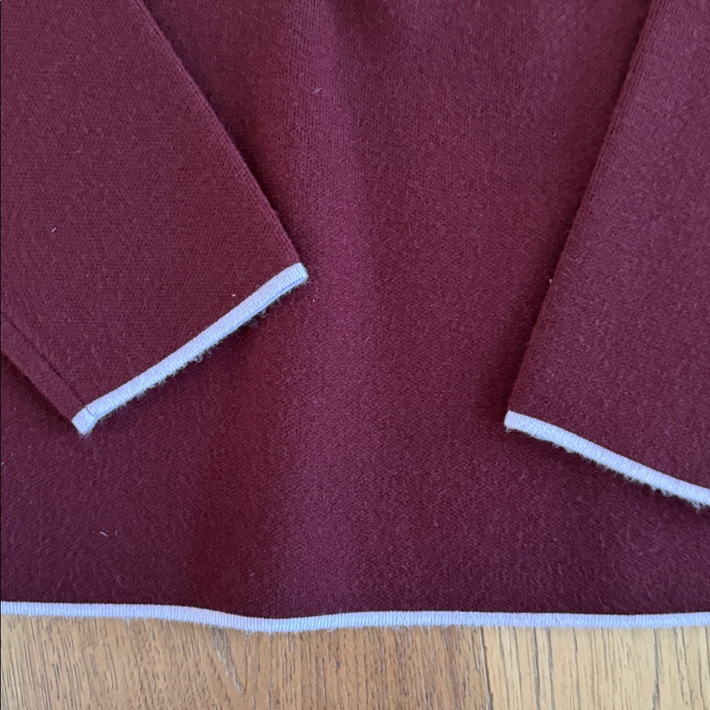 😊Anthropologie Women’s Burgundy Turtleneck Sweater with soft lavender trim - Picture 4 of 7